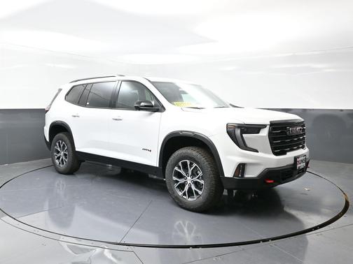 2026 GMC Acadia AWD AT4