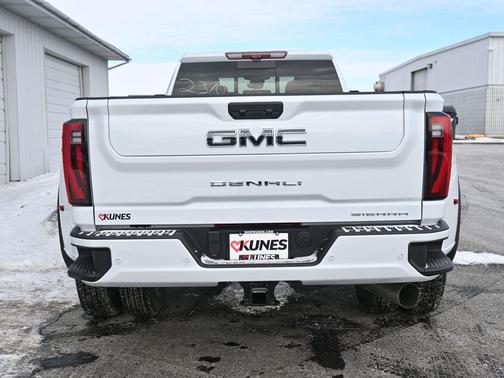2026 GMC Sierra 3500 Denali