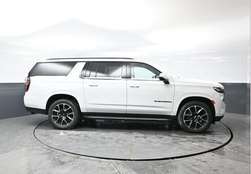 2021 Chevrolet Suburban RST