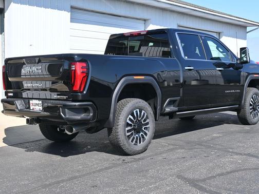 2026 GMC Sierra 3500 Denali