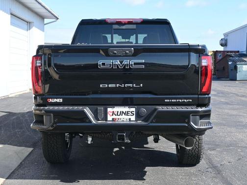 2026 GMC Sierra 3500 Denali