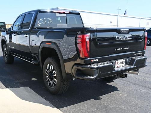 2026 GMC Sierra 3500 Denali