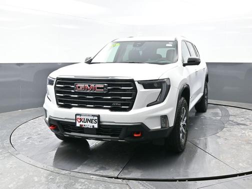 2026 GMC Acadia AT4 AWD