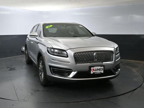 2019 Lincoln Nautilus Select