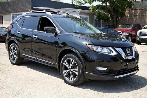 Magnetic Black 2018 Nissan Rogue SL