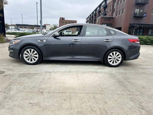 2017 Kia Optima LX