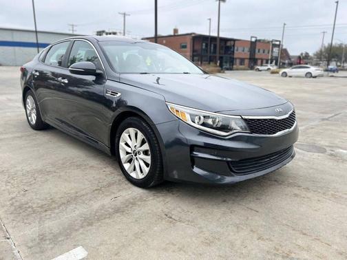2017 Kia Optima LX