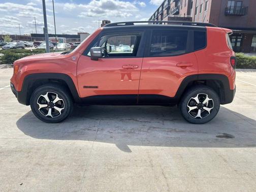 2019 Jeep Renegade Trailhawk