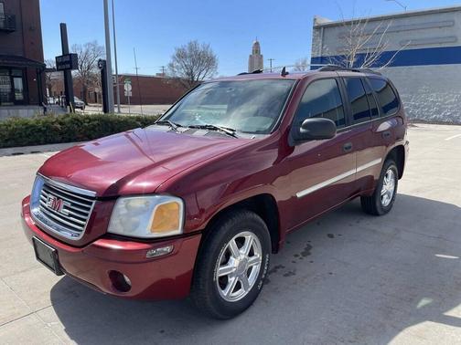 RED 2008 GMC Envoy SLE