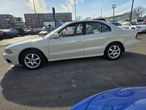 2003 Mitsubishi Galant Base