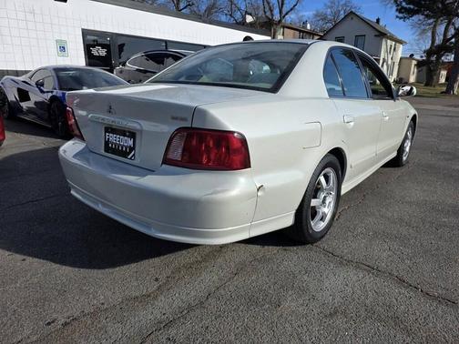 2003 Mitsubishi Galant Base