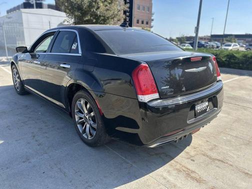 2018 Chrysler 300 Limited