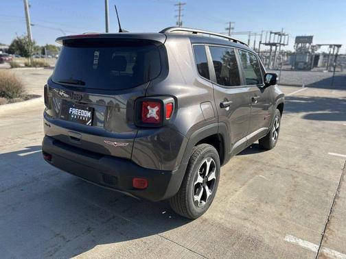 2020 Jeep Renegade Trailhawk