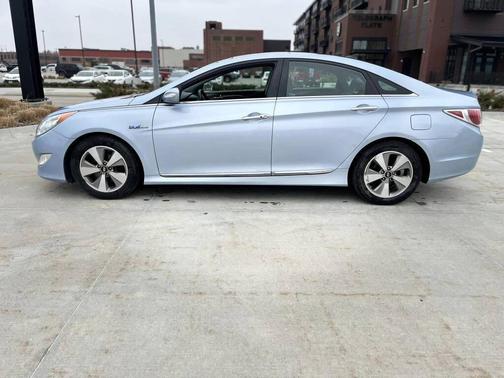 2012 Hyundai SONATA Hybrid Base