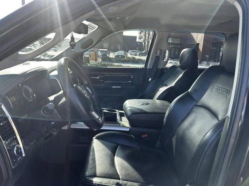 2015 RAM 1500 Laramie