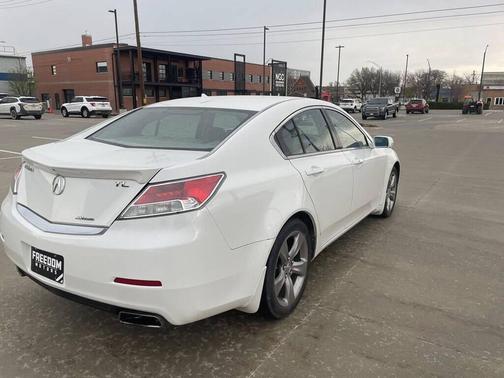 2012 Acura TL Technology