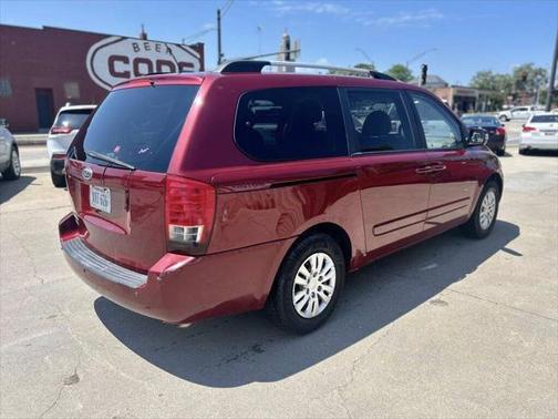 2012 Kia Sedona LX