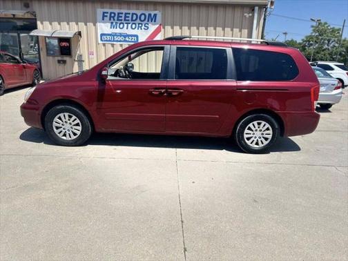 2012 Kia Sedona LX