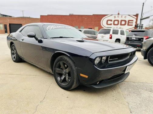 2012 Dodge Challenger SXT