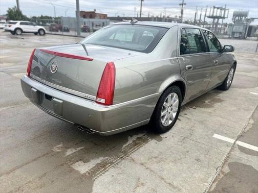 2011 Cadillac DTS Premium Collection