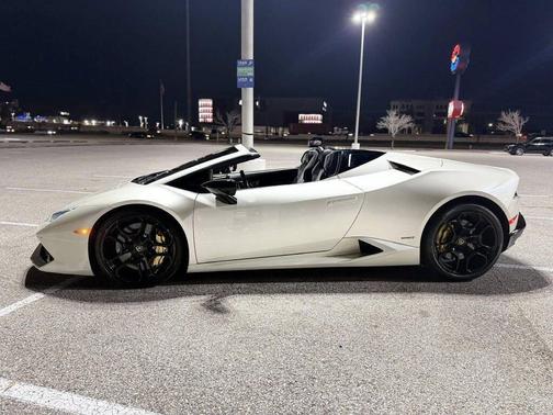 2017 Lamborghini Huracan LP610-4S