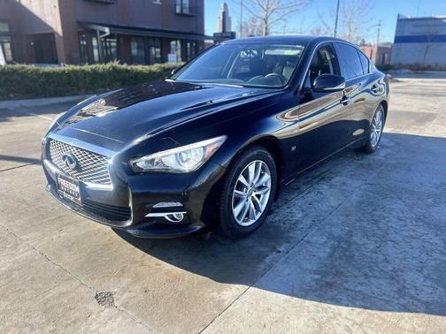 2015 INFINITI Q50 Premium