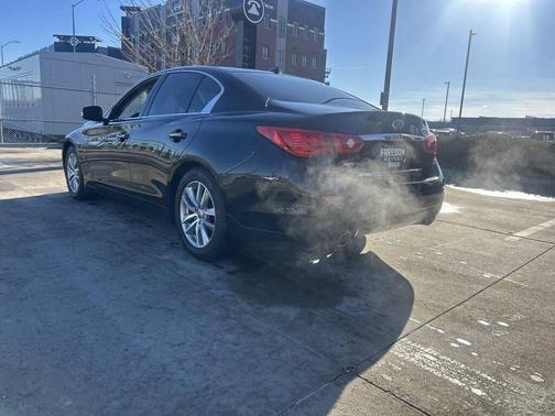 2015 INFINITI Q50 Premium