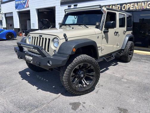 Gobi Clearcoat 2017 Jeep Wrangler Unlimited Sport