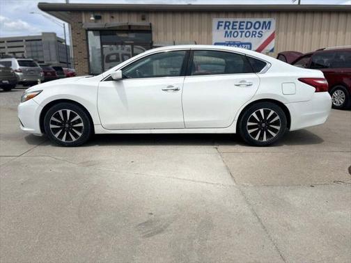 2018 Nissan Altima 2.5 SV