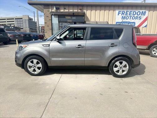 2017 Kia Soul Base
