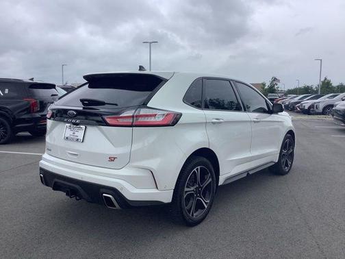2022 Ford Edge ST