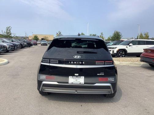 2025 Hyundai IONIQ 5 SEL