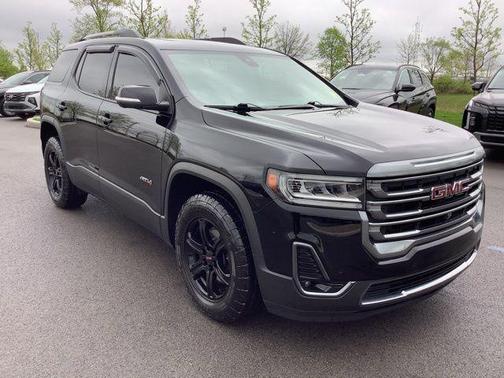 2022 GMC Acadia AWD AT4