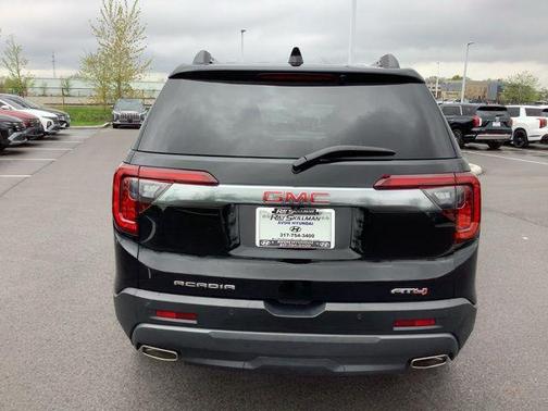2022 GMC Acadia AWD AT4