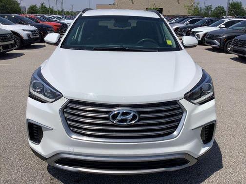 2017 Hyundai SANTA FE SE