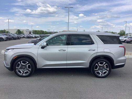 2025 Hyundai PALISADE SEL Premium