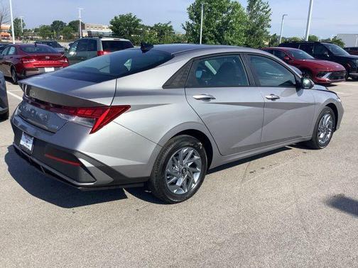 2025 Hyundai ELANTRA HEV Blue