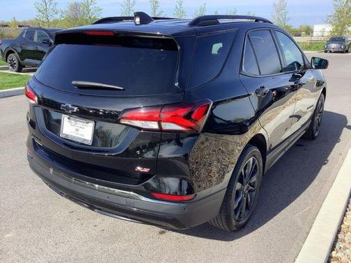 2022 Chevrolet Equinox FWD RS