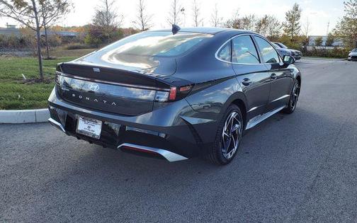 2026 Hyundai ELANTRA HEV SEL Sport