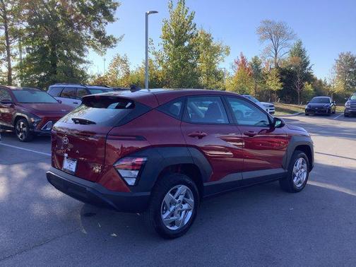 2026 Hyundai KONA SE