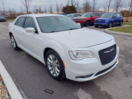2016 Chrysler 300 S
