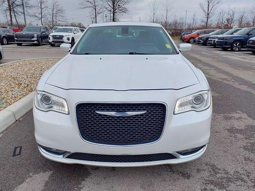 2016 Chrysler 300 S