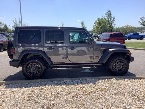 Granite Crystal Metallic Clearcoat 2025 Jeep Wrangler Sport S
