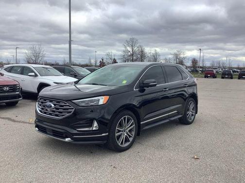 2019 Ford Edge Titanium