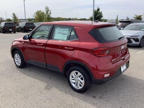 2026 Hyundai VENUE SE