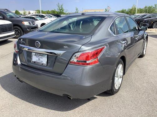 Gun Metallic 2015 Nissan Altima 2.5 SL