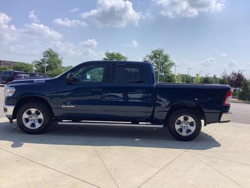 Patriot Blue Pearlcoat 2021 RAM 1500 Big Horn/Lone Star