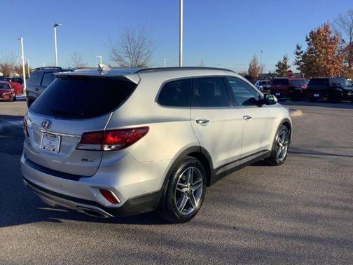 2018 Hyundai SANTA FE SE Ultimate