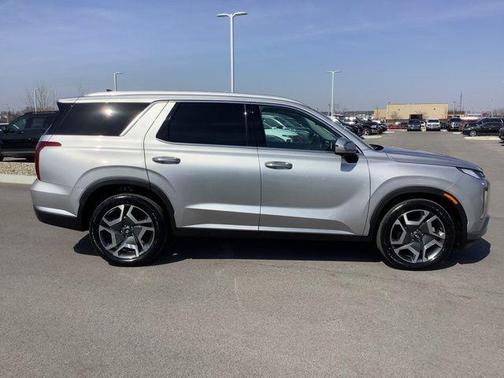 2025 Hyundai PALISADE SEL Premium