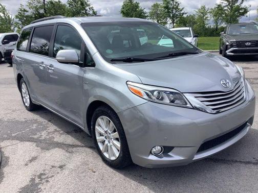 2017 Toyota Sienna Limited